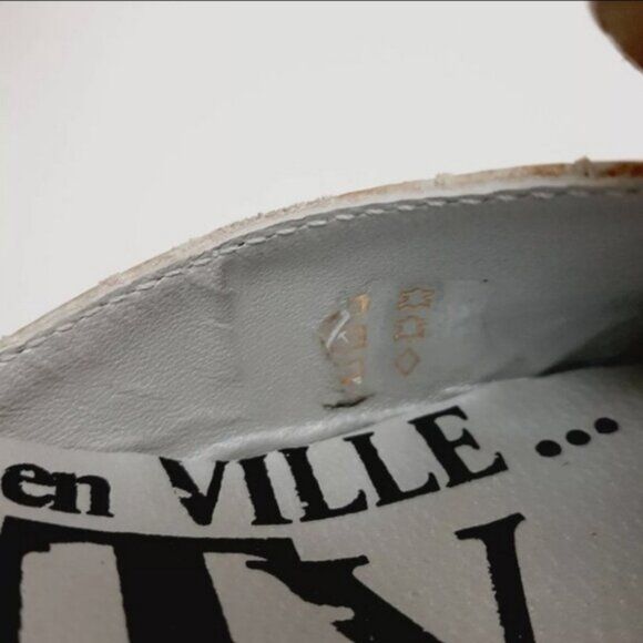 UN TOUR EN VILLE Snake Pattern Beige Pointy Toe Heels Leather Shoes Sz 7.5 - 8 - Picture 15 of 16